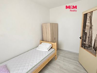 Pronájem bytu 1+1 37 m²