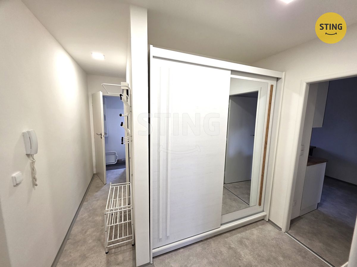 Pronájem bytu 2+1 60 m² – fotografie 5