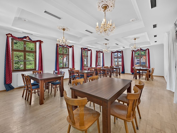 Комерційне приміщення на продаж, 1 750 м² (11 з 32)