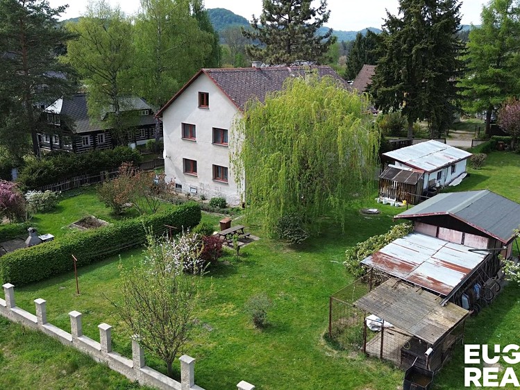 Haus zum Kauf, 350 m² (1 von 30)