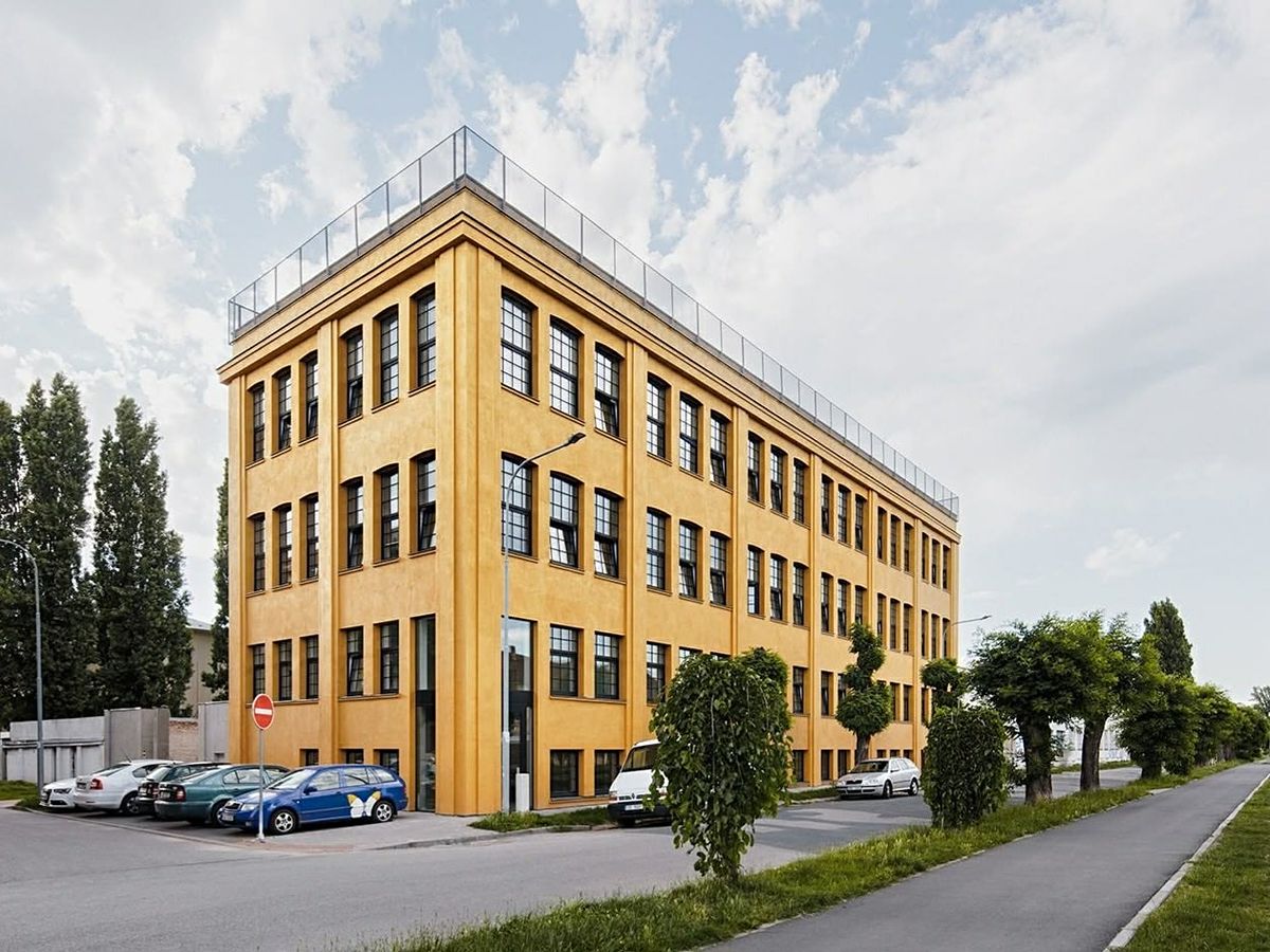 Pronájem kanceláře 265 m² – fotografie 2