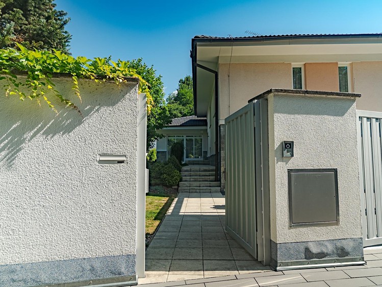 Pronájem domu, 241 m² (33 z 63)