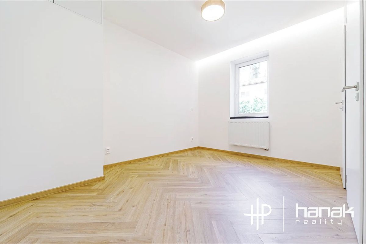 Pronájem bytu 2+kk 51 m² – fotografie 5