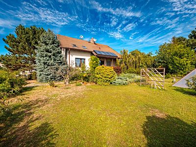 Prodej rodinného domu 320 m², pozemek 1755 m²