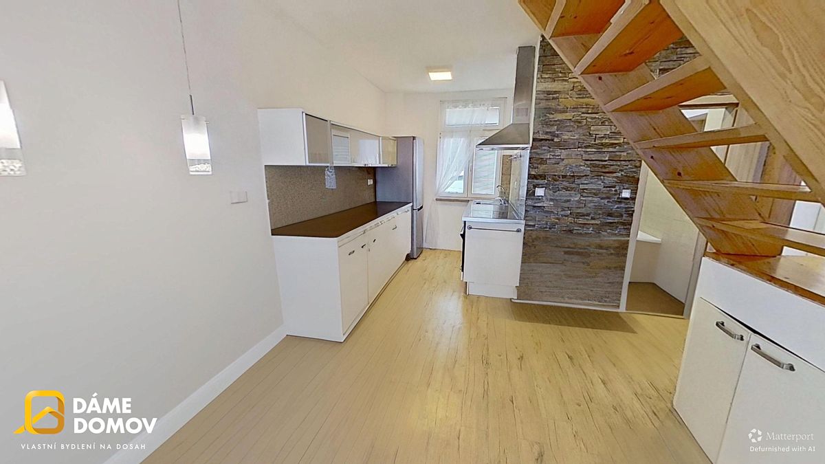 Pronájem rodinného domu 97 m², pozemek 190 m² – fotografie 2