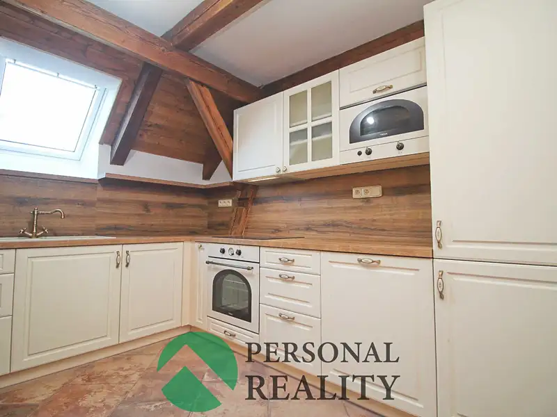 Prodej bytu 4+kk 99 m², Kounov – náhled fotky 3