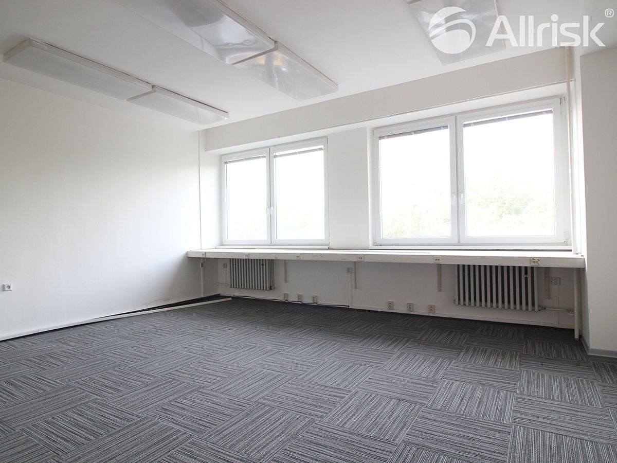 Pronájem kanceláře 32 m²