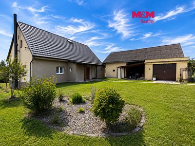 Prodej rodinného domu 102 m², pozemek 3963 m²