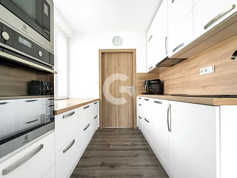 Prodej bytu 3+1 79 m², Zlín – náhled fotky 2