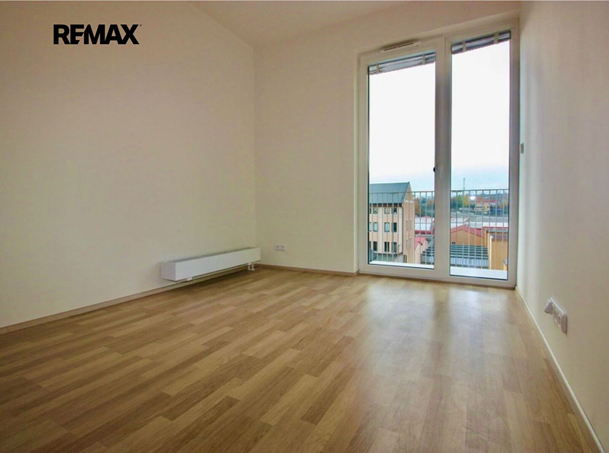 Pronájem bytu 2+kk 67 m² – fotografie 5