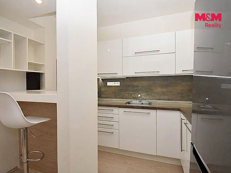 Prodej bytu 2+1, 51 m² (5 z 13)