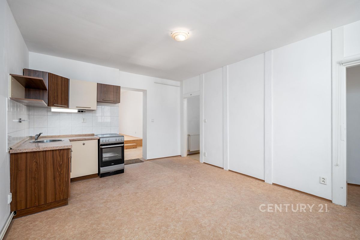 Pronájem bytu 2+kk 53 m² – fotografie 2