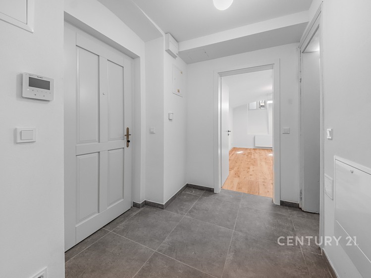 Pronájem komerčního prostoru, 50 m² (11 z 15)