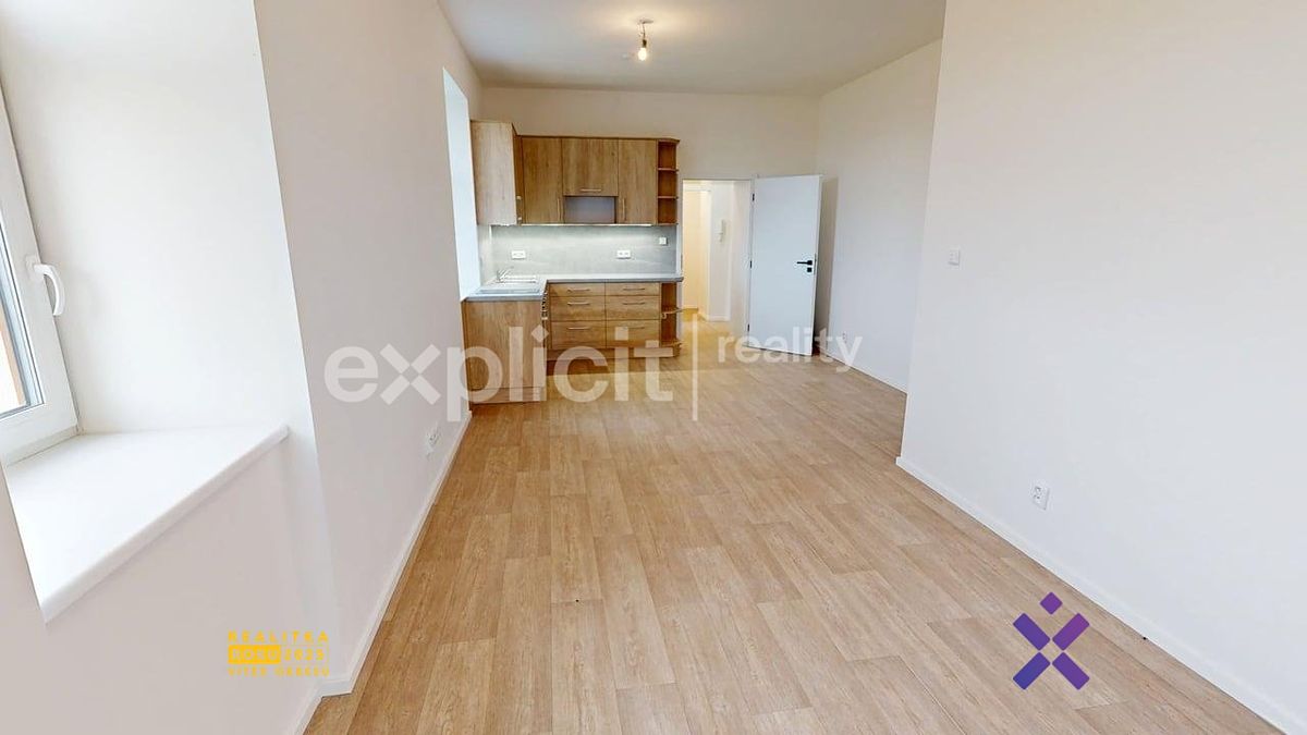 Pronájem bytu 2+kk 45 m² – fotografie 4