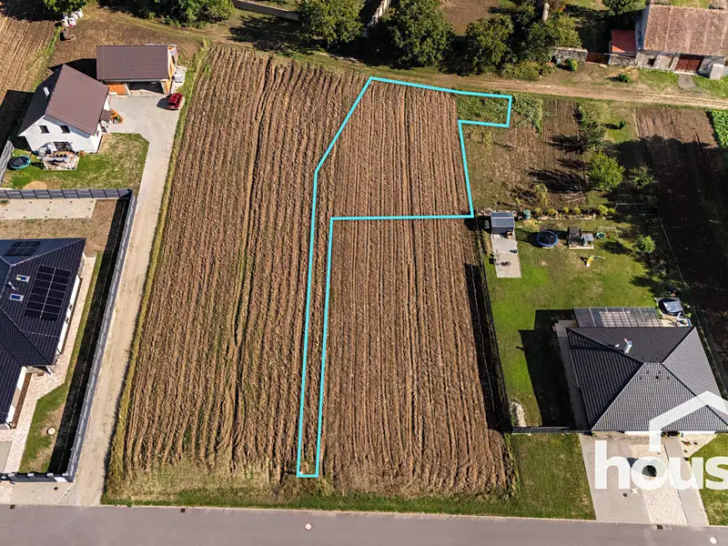 Prodej stavebního pozemku 873 m², Hostěradice – náhled fotky 3