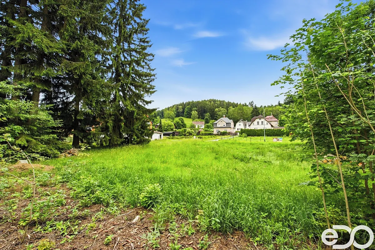 Prodej stavebního pozemku 1182 m²