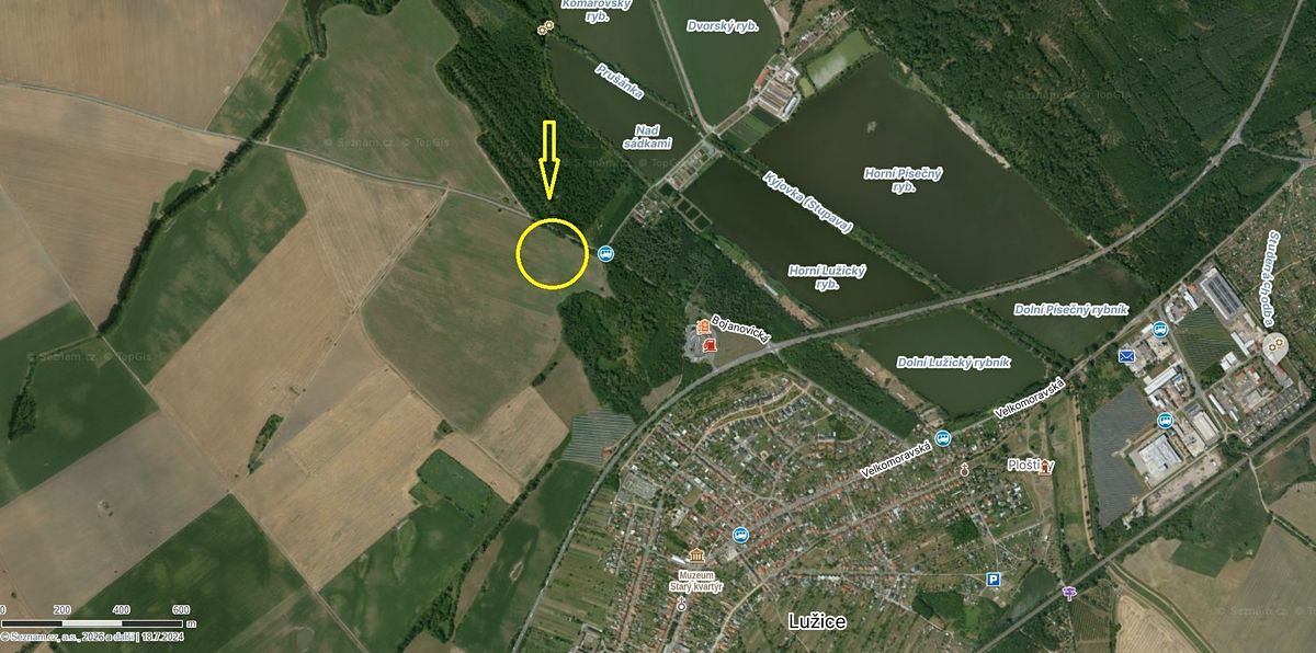 Prodej pole 1022 m²