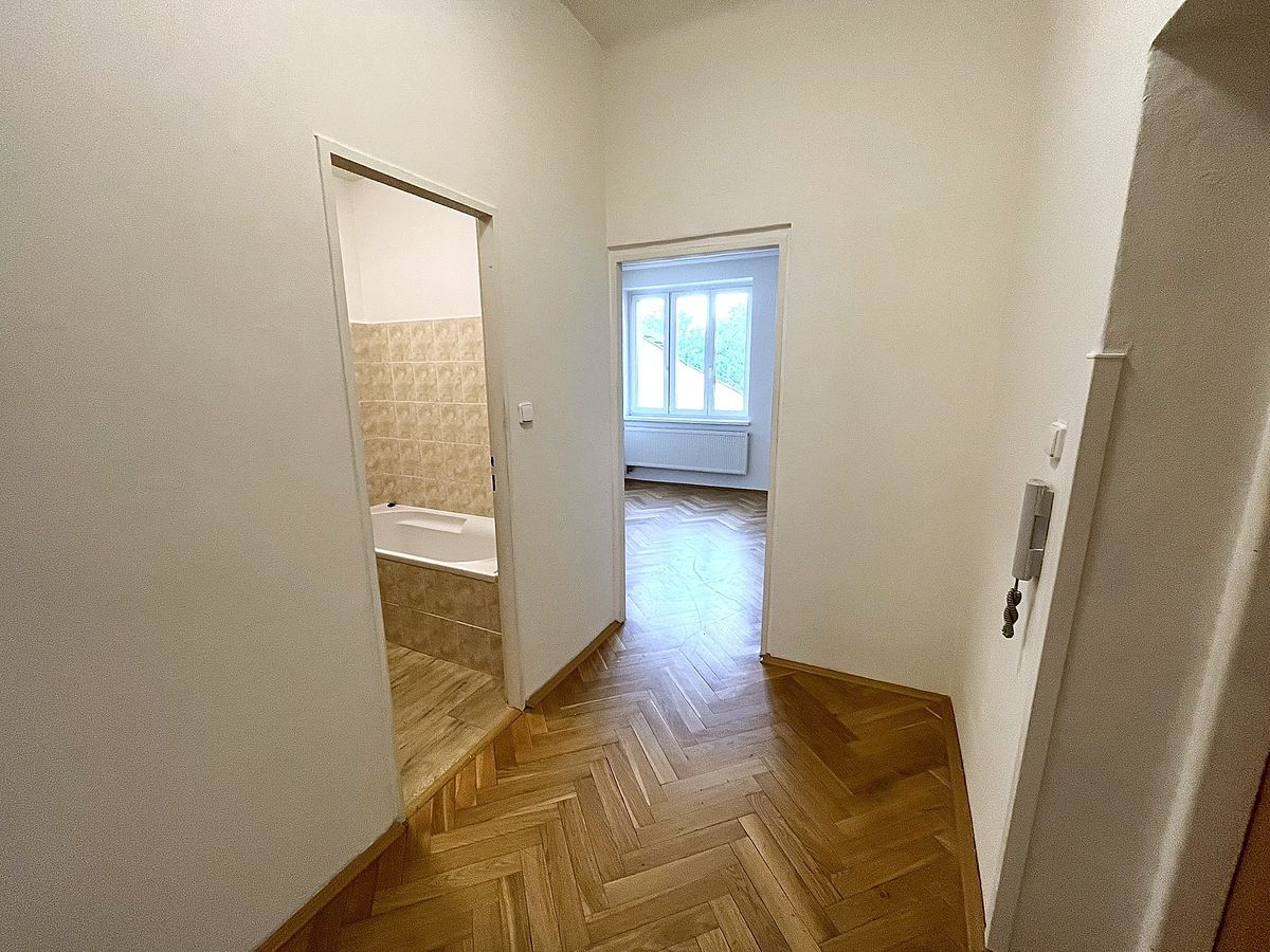 Pronájem bytu 2+1 59 m² – fotografie 5