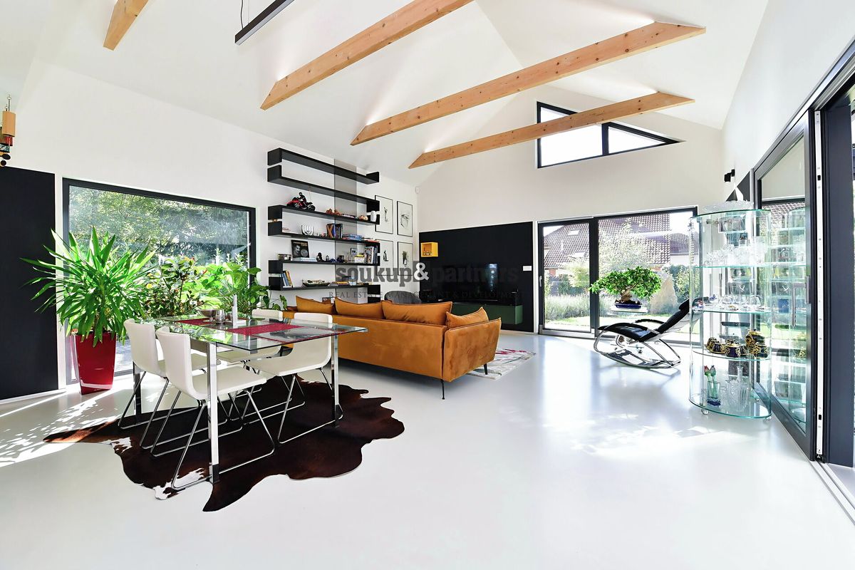 Prodej rodinného domu 145 m², pozemek 1205 m² – fotografie 2