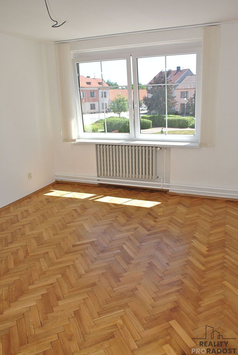 Pronájem bytu 2+kk 56 m² – fotografie 4