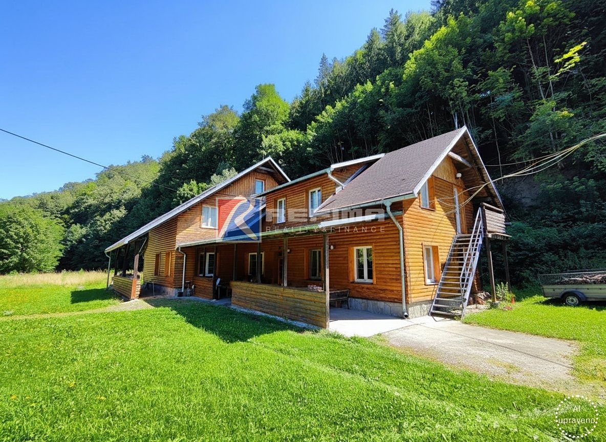 Prodej rodinného domu 281 m², pozemek 3530 m² – fotografie 4