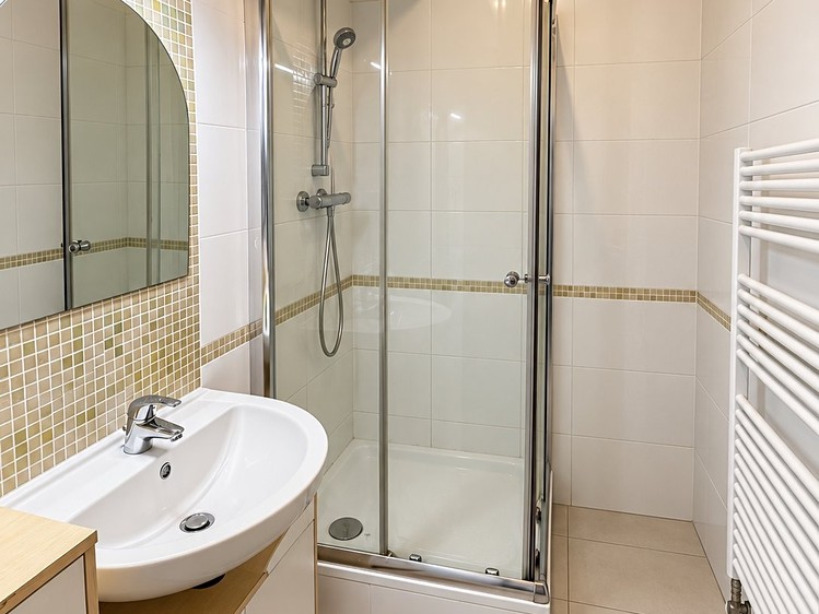 Квартира 2+kk на продаж, 69 м² (9 з 12)