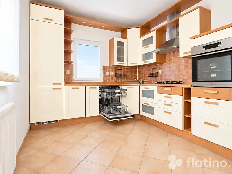 Prodej rodinného domu 129 m², pozemek 336 m², Praha – náhled fotky 2