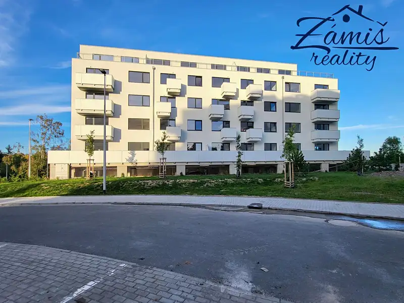 Pronájem bytu 2+kk 50 m², Kladno – náhled fotky 1