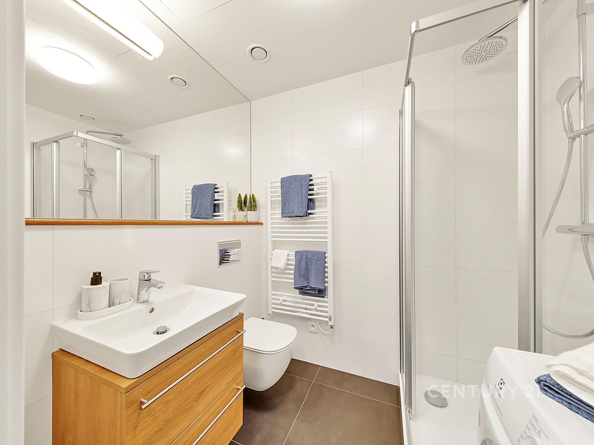 Prodej bytu 1+kk 28 m² – fotografie 3