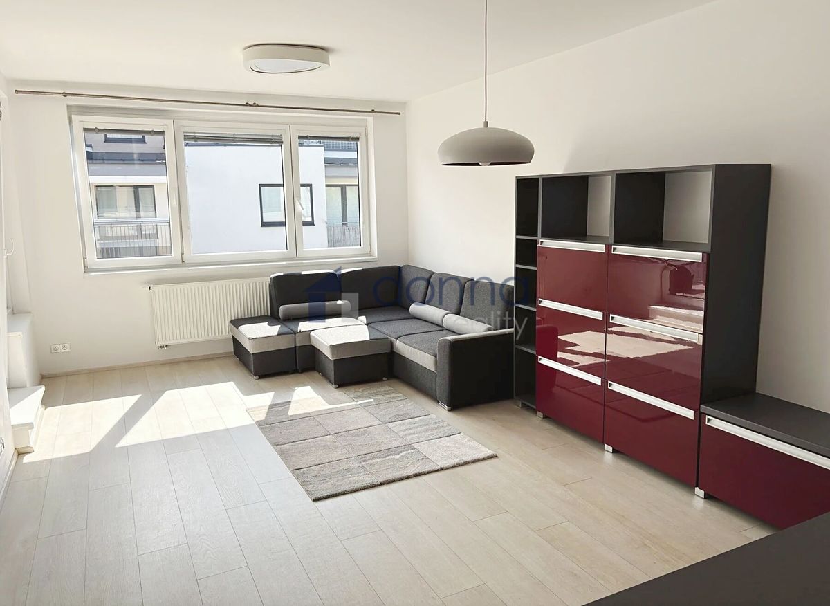 Pronájem bytu 4+kk 108 m²