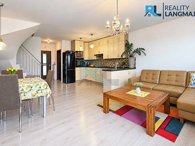 Prodej rodinného domu 114 m², pozemek 250 m², Vochov – náhled fotky 3