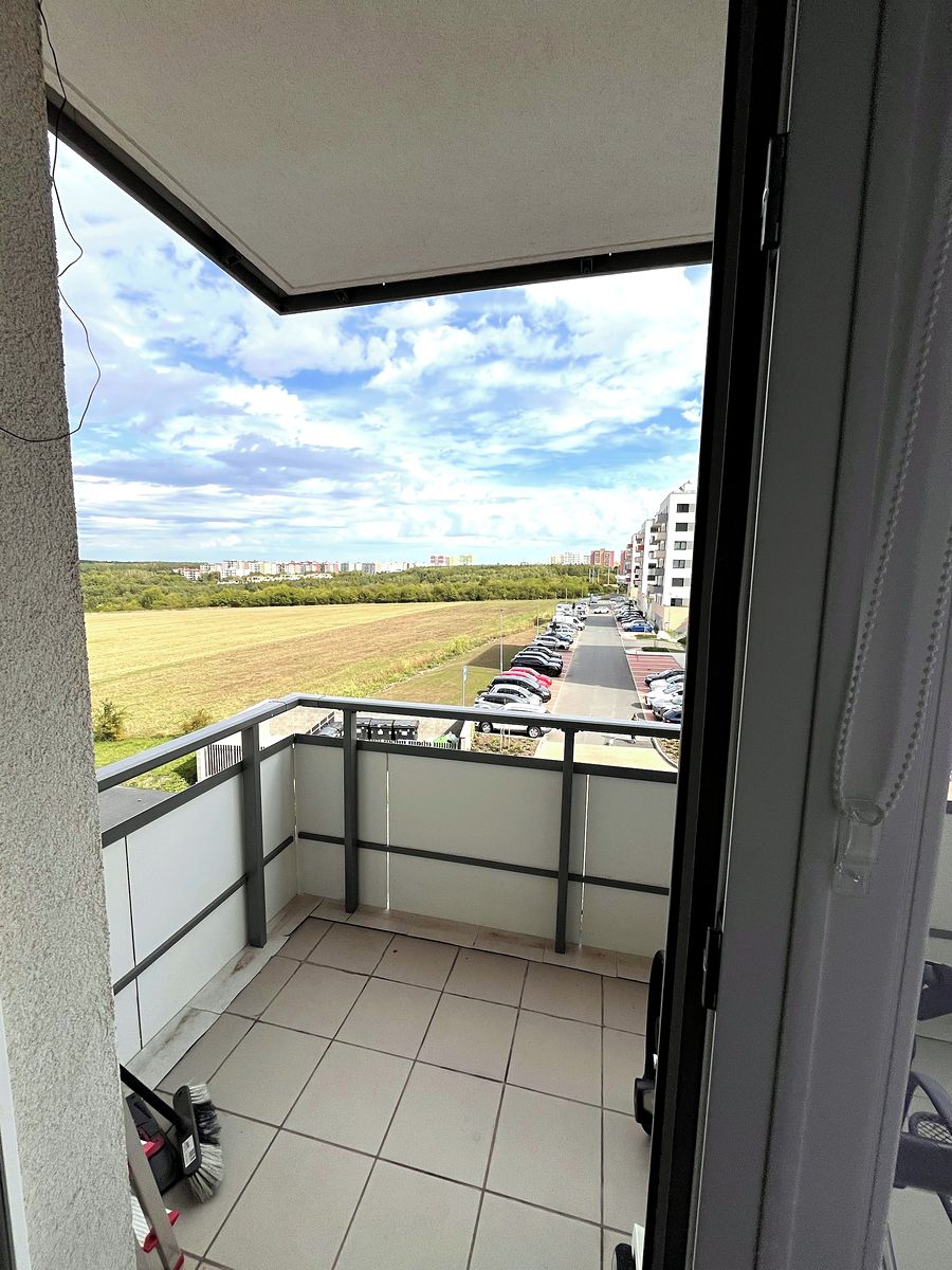 Pronájem bytu 3+kk 70 m² – fotografie 3