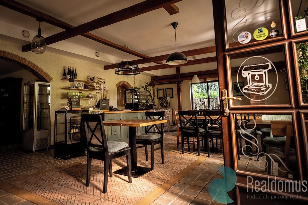 Prodej restaurace 320 m² – fotografie 2
