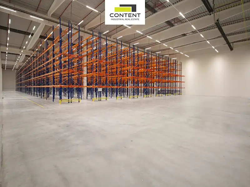 Pronájem skladového prostoru 10000 m², České Budějovice – náhled fotky 2