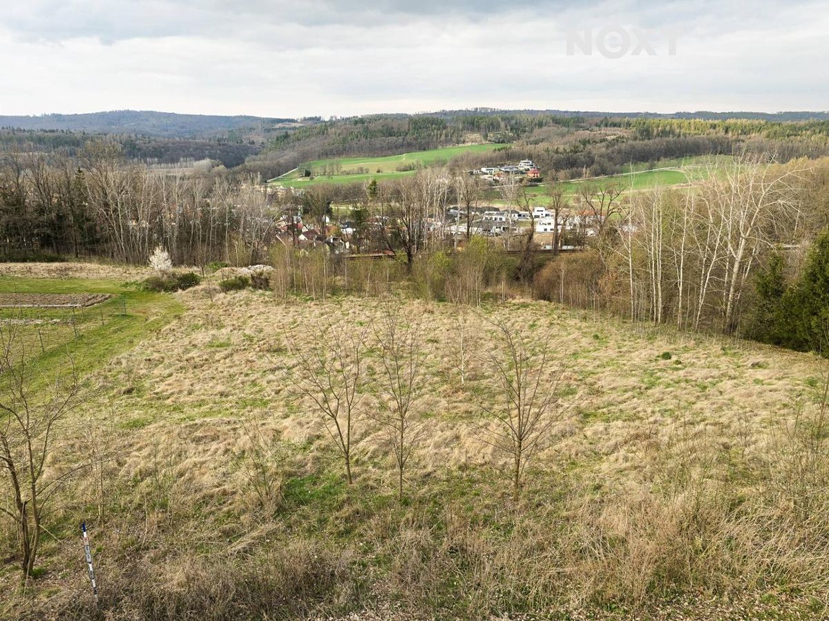 Prodej stavebního pozemku 3048 m² – fotografie 4