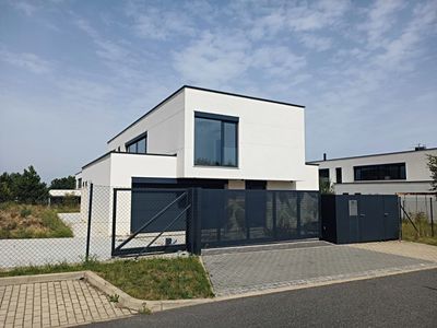 Prodej rodinného domu 295 m², pozemek 887 m²