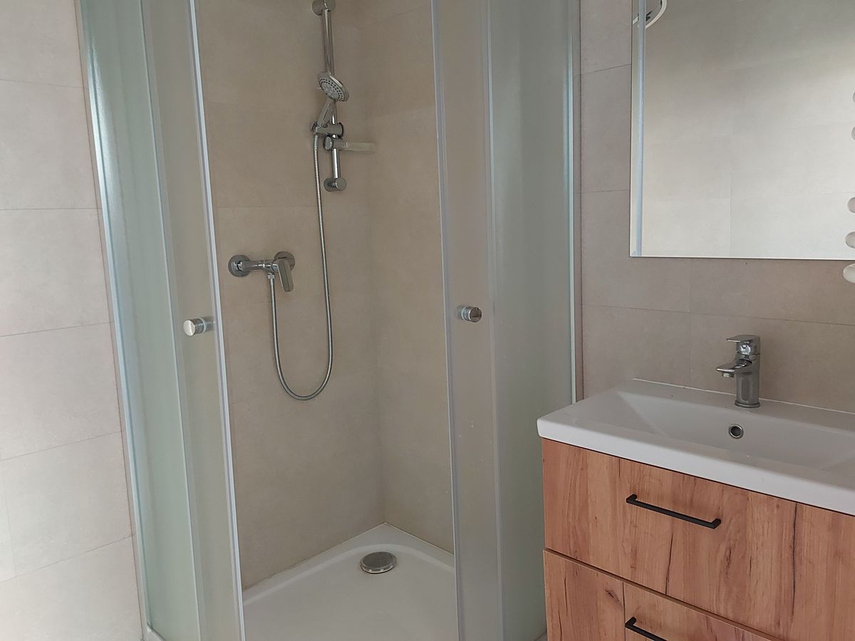 Pronájem bytu 3+1 60 m² – fotografie 3