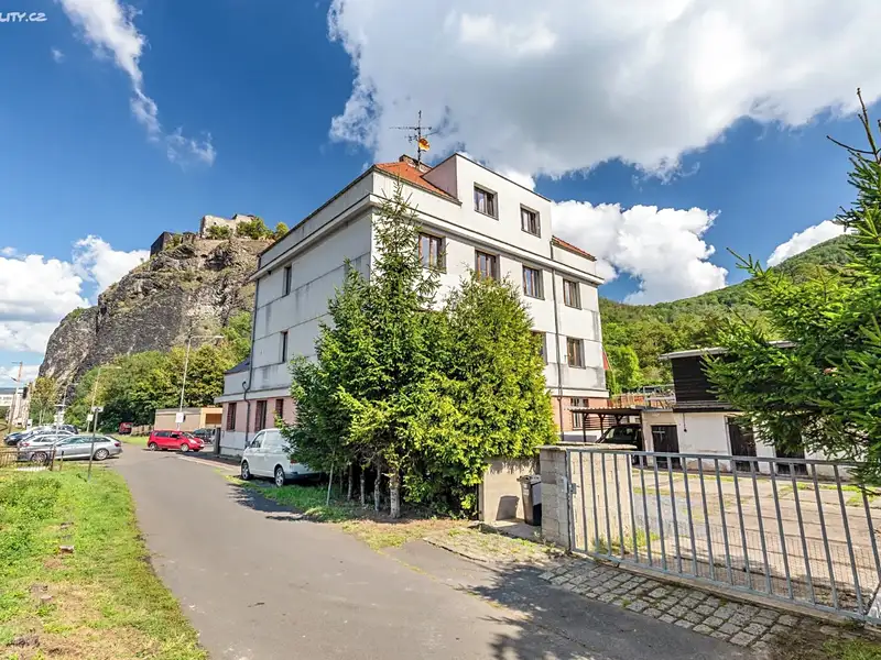 Pronájem bytu 2+1 71 m², Ústí nad Labem – náhled fotky 1
