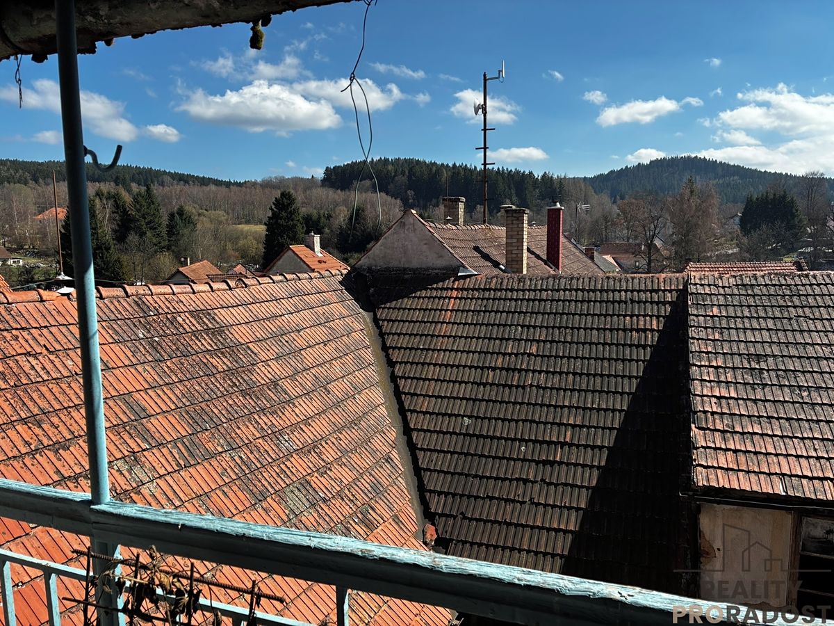 Prodej rodinného domu 250 m², pozemek 176 m² – fotografie 4