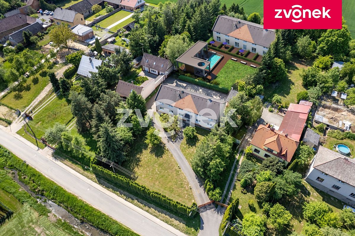 Prodej komerčního pozemku 4200 m² – fotografie 3