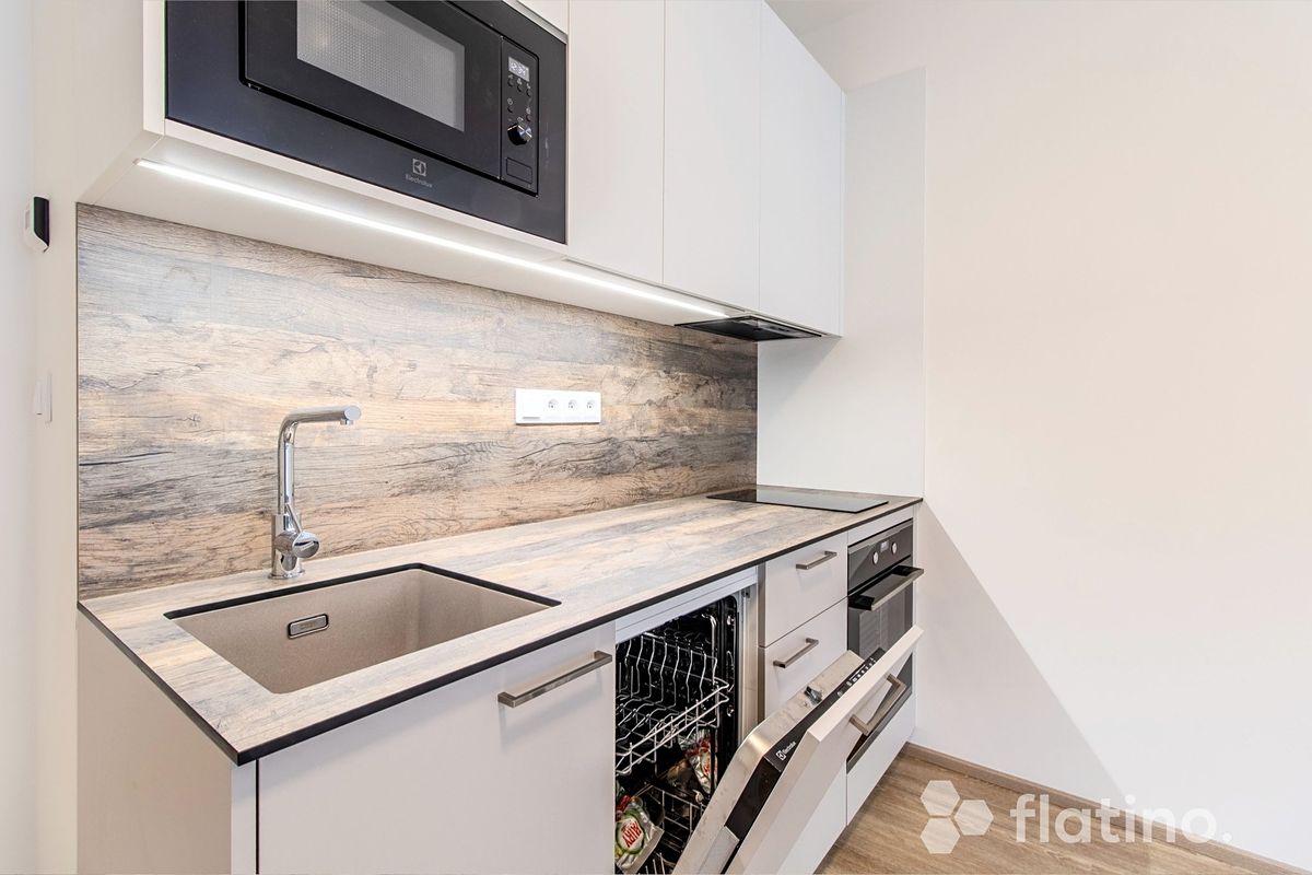 Prodej bytu 1+kk 36 m² – fotografie 3