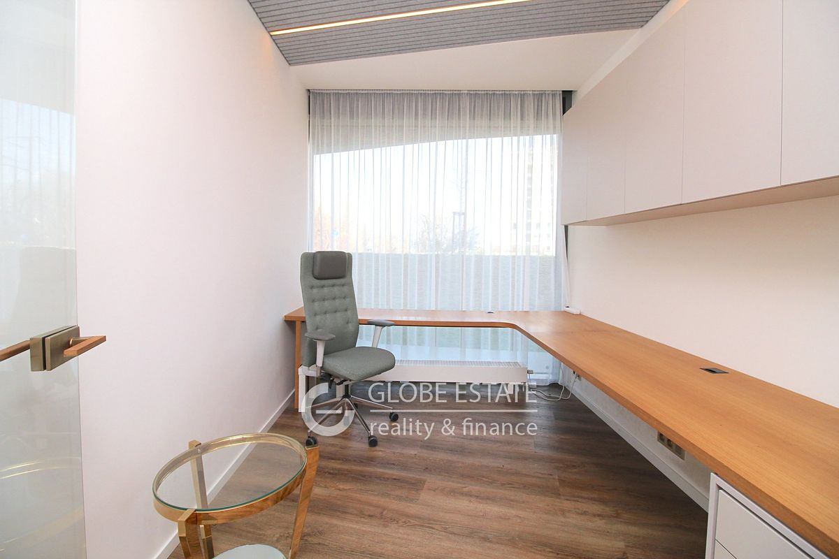 Prodej kanceláře 128 m² – fotografie 4