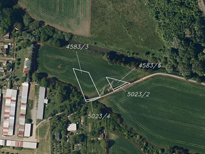 Prodej pole 988 m²