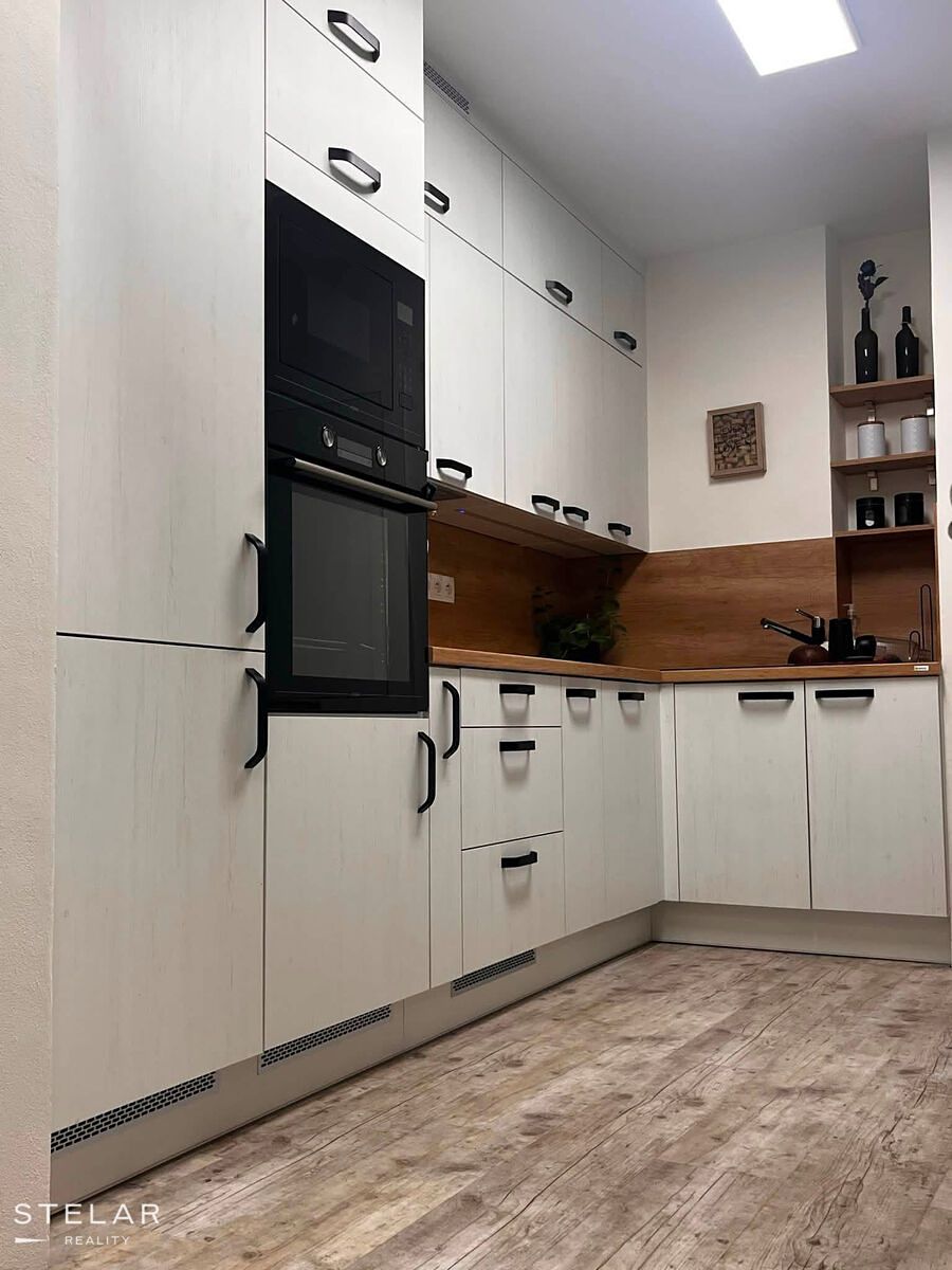 Pronájem bytu 3+kk 63 m² – fotografie 2
