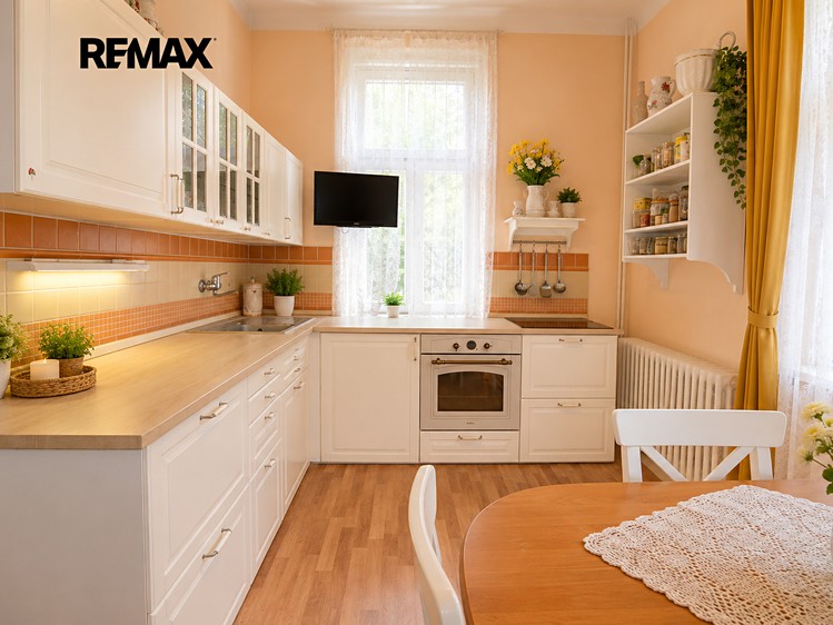 Будинок на продаж, 160 м² (2 з 27)