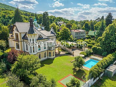 Prodej vily 581 m², pozemek 2105 m²