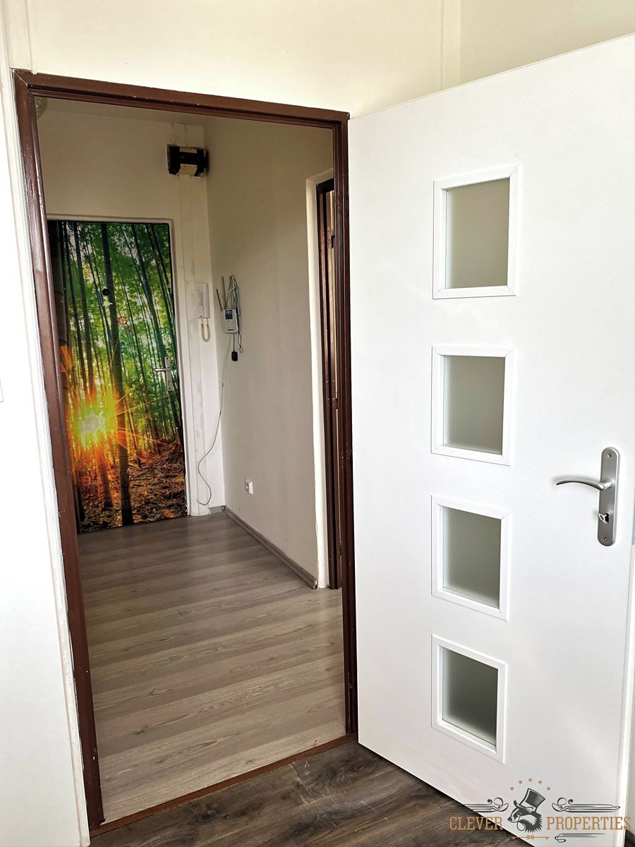 Pronájem bytu 1+1 32 m² – fotografie 2