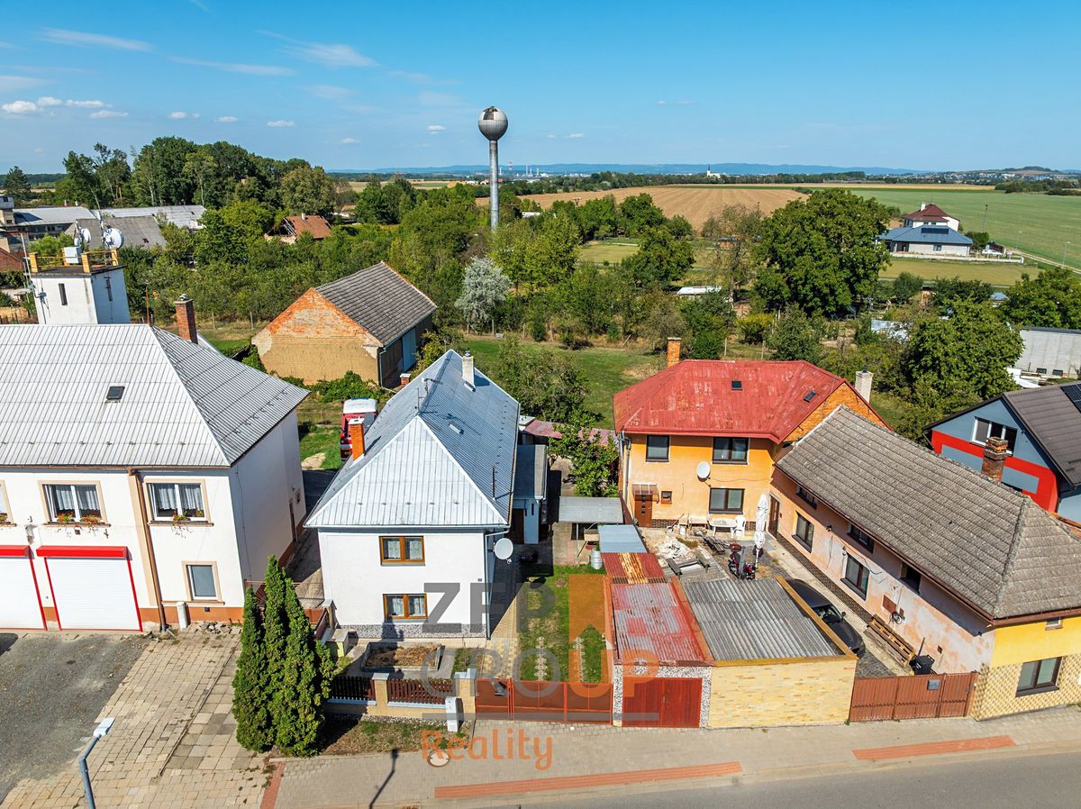 Prodej rodinného domu 90 m², pozemek 345 m² – fotografie 2