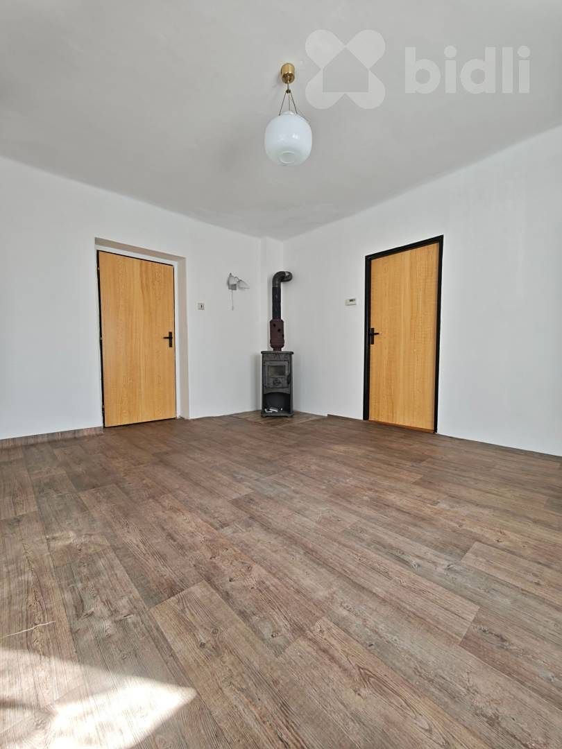 Pronájem rodinného domu 86 m², pozemek 2696 m² – fotografie 5