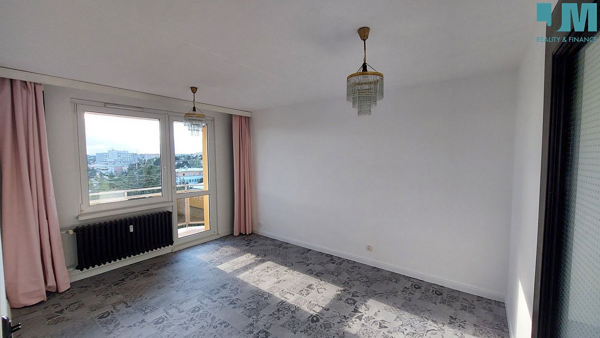Pronájem bytu 1+1 42 m²